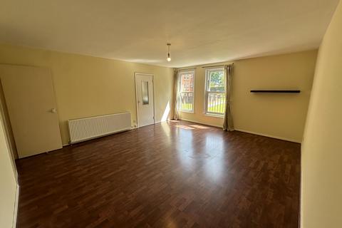 2 bedroom flat to rent, Alma Vale Road, Clifton