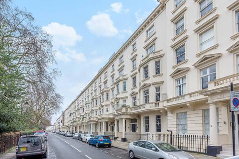 2 bedroom flat to rent, St Georges Square, Pimlico, London, SW1V