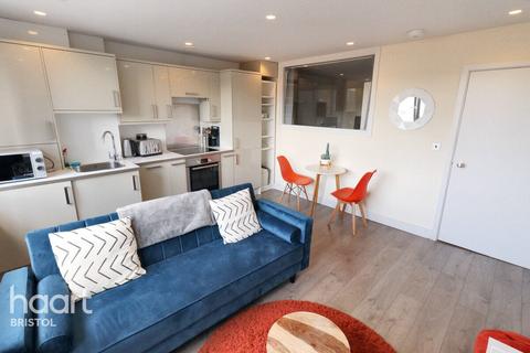 1 bedroom flat for sale, Wine Street, Bristol