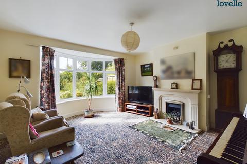 Hill Crest Bully Hill Top, Tealby, Market Rasen, LN8 6JA