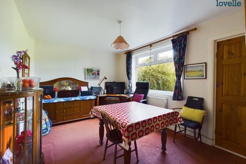Hill Crest Bully Hill Top, Tealby, Market Rasen, LN8 6JA