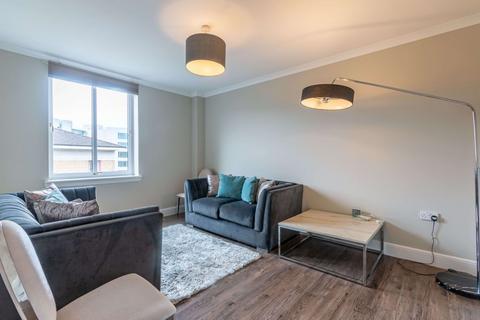 3 bedroom flat to rent, 1520L – East Fountainbridge, Edinburgh, EH3 9BH