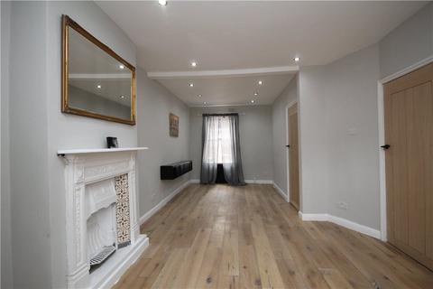 3 bedroom terraced house to rent, Talbot Road, Thornton Heath, CR7