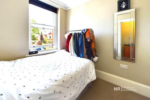1 bedroom flat to rent, Twyford Avenue, London, Greater London. W3
