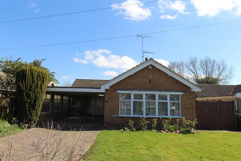 3 bedroom bungalow to rent, Park Avenue, Grantham, NG32