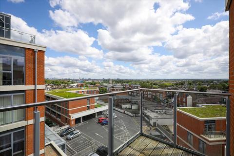 2 bedroom flat for sale, Hoopers Mews, Acton, W3