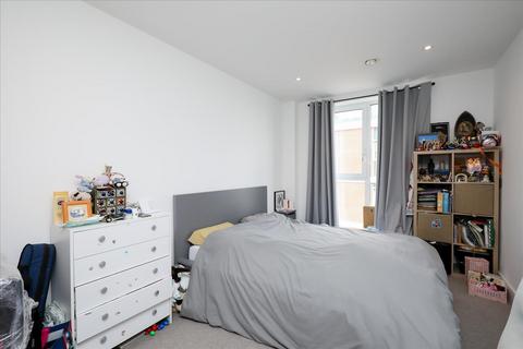 2 bedroom flat for sale, Hoopers Mews, Acton, W3