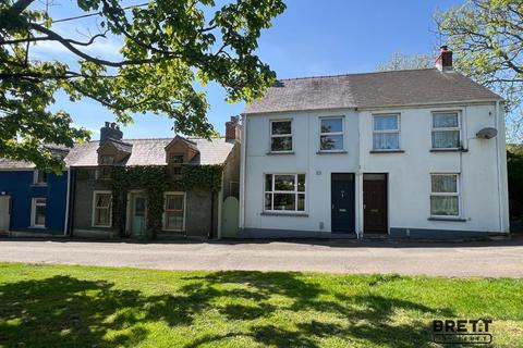 3 bedroom semi-detached house for sale, Honeyborough Green, Neyland, Milford Haven, Pembrokeshire. SA73 1RG