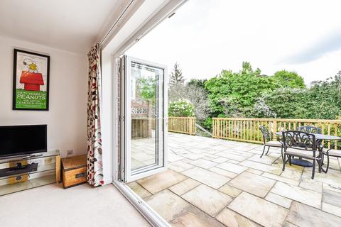 3 bedroom detached house for sale, The Crescent, Romsey