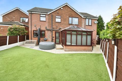 4 Balmoral Close, Bury, BL9 8BW