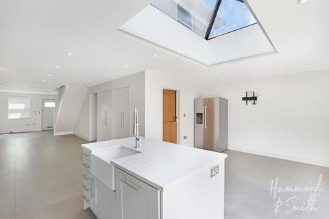 78 Coopersale Common, Coopersale, Epping, CM16 7QU