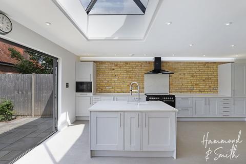 78 Coopersale Common, Coopersale, Epping, CM16 7QU