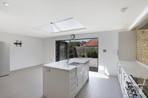 78 Coopersale Common, Coopersale, Epping, CM16 7QU