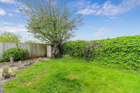 4 bedroom bungalow for sale, Crabbe Crescent, Chesham, HP5