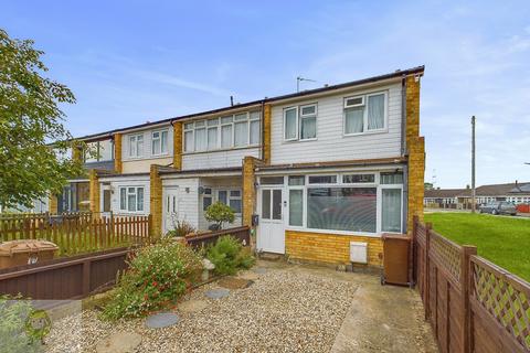 2 bedroom end of terrace house for sale, Shelldrake Close, Isle Of Grain, Rochester ME3 0DH
