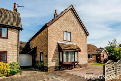 3 bedroom link detached house for sale, Hamilton Close, Watton