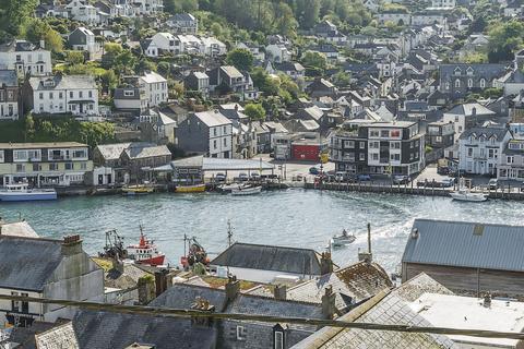 Eastcliffe House Barbican Hill, Looe, PL13 1BE