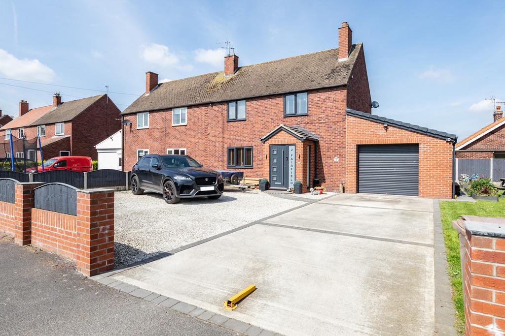 Fairfield, Rawcliffe Bridge, DN14 3 bed semidetached house for sale