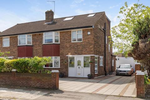 4 bedroom semi-detached house for sale, London W7