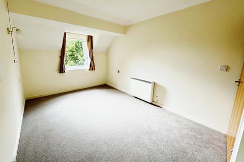 2 bedroom flat for sale, Cliddesden Road , Basingstoke RG21