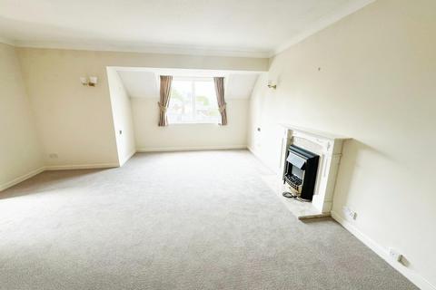 2 bedroom flat for sale, Cliddesden Road , Basingstoke RG21