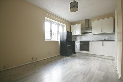 2 bedroom flat to rent, Friends Avenue, Cheshunt, Waltham Cross, Hertfordshire, EN8