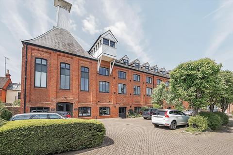 2 bedroom flat for sale, New Street, Henley-on-Thames, Oxfordshire, RG9