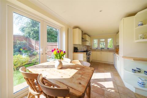 undefined, Quarry Bank, Surrey GU18
