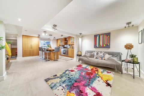 21a Devonshire Road, Chiswick, London, W4 2EX