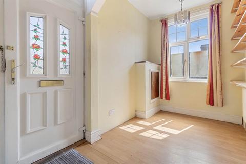 3 bedroom end of terrace house for sale, Merton Road, Malvern