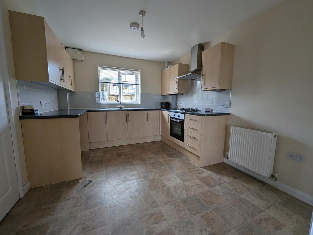 Kitchen 3