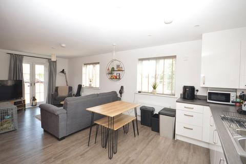 2 bedroom apartment for sale, Lieutenant Court, Folkestone CT20