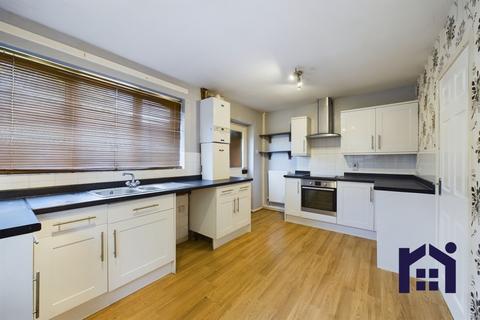 2 bedroom semi-detached house to rent, Welsby Road, Leyland, PR25 1JB