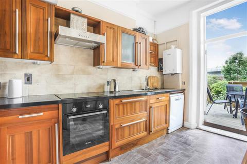 2 bedroom apartment for sale, Tabley Road, London