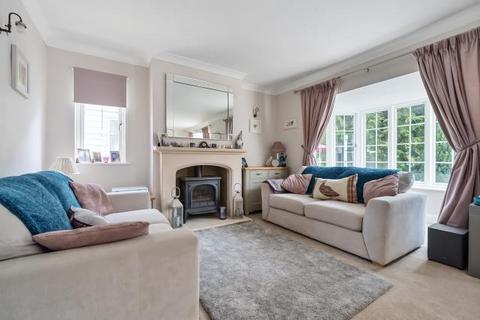 4 bedroom detached house for sale, Carterton,  Oxfordshire,  OX18