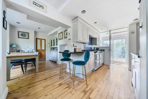 33 Corbett Road, Carterton, OX18 3LG