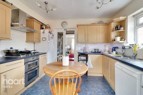 56 Carfax Road, Hayes, UB3 4RD
