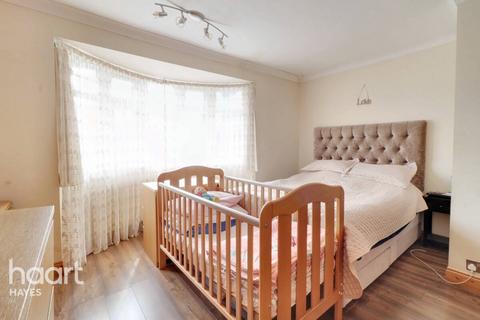 56 Carfax Road, Hayes, UB3 4RD