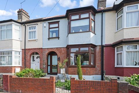 27 Bridge End, London, E17 4ER