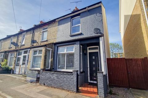 2 bedroom end of terrace house for sale, Suffolk Road, Gravesend, DA12