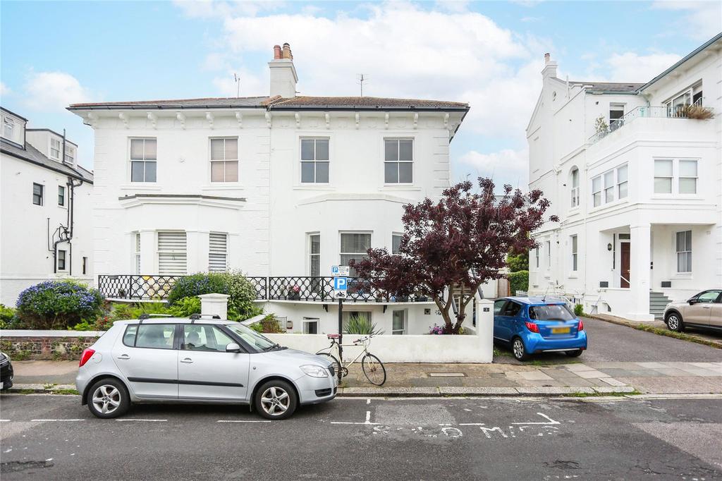 Medina Villas, Hove, East Sussex, BN3 1 bed apartment for sale £300,000