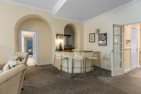 3 bedroom apartment for sale, Kings Gardens, Hove, BN3