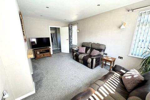 2 bedroom bungalow for sale, Ascot Drive, Felixstowe, Suffolk