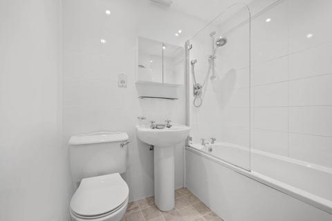 1 bedroom apartment to rent, Chelsea Manor Gardens, Chelsea, SW3