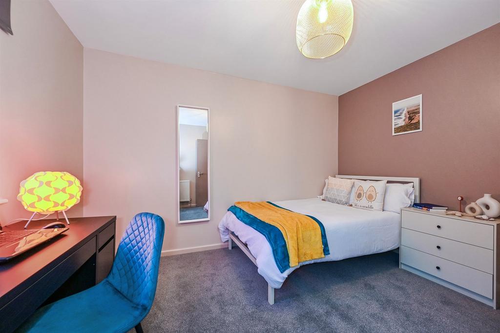 Bedroom 5