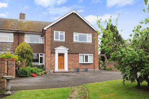 4 bedroom semi-detached house for sale, The Bringey, Great Baddow