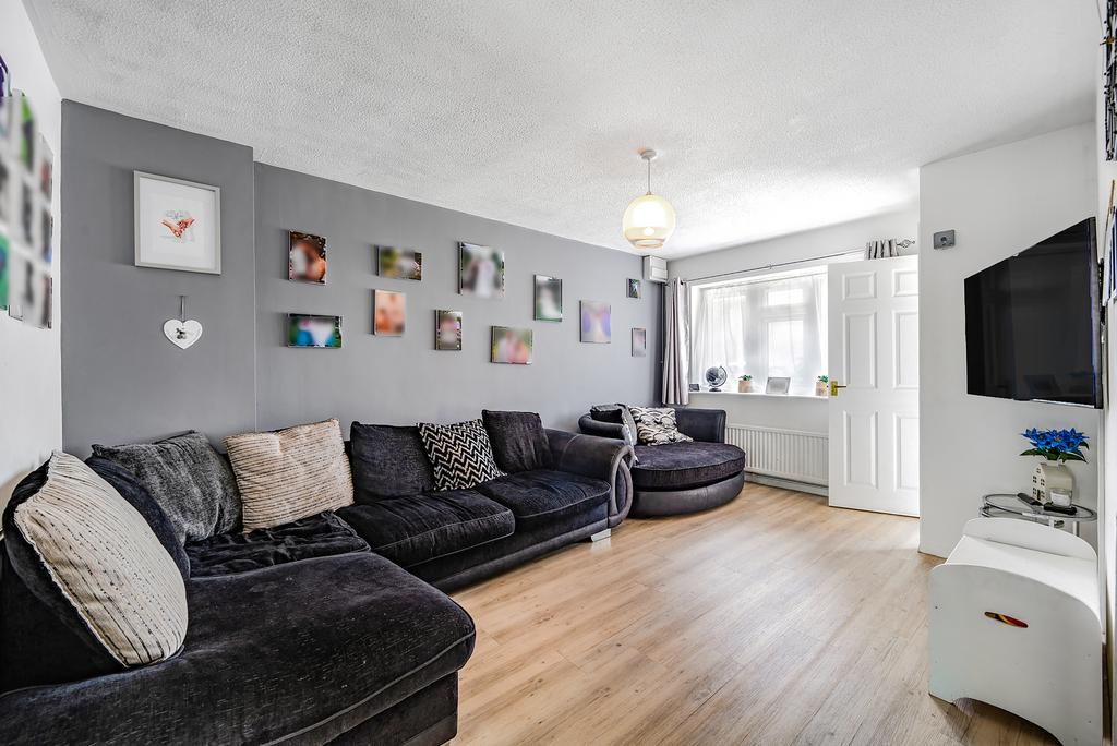 Ashbourne Crescent, Taunton, Somerset 3 bed semidetached house for sale £260,000