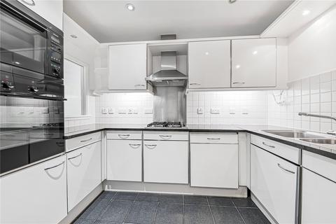 2 bedroom flat for sale, Wells St, Fitzrovia W1T