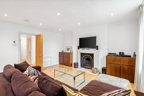3 bedroom flat to rent, George Street, London, W1U