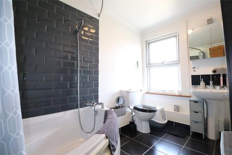 2 bedroom end of terrace house for sale, Milton Road, Swanscombe, DA10